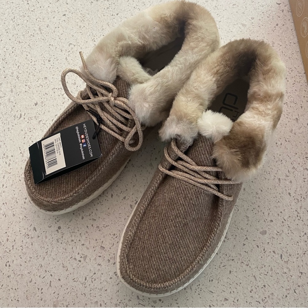 Women’s size 10 Hey Dudes Britt Coffee Dye